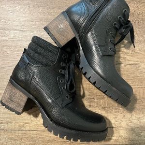 BullBoxer ankle Boots- Cassie - size 7